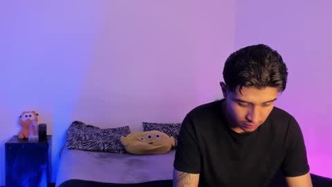 BradLovEmma  online show from 13, 1, 2025