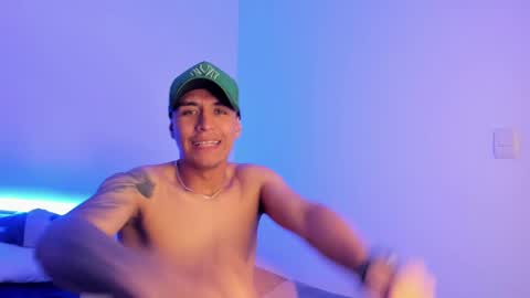 BradLovEmma  online show from 12, 2, 2025