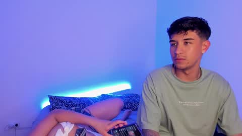 BradLovEmma  online show from 20, 2, 2025