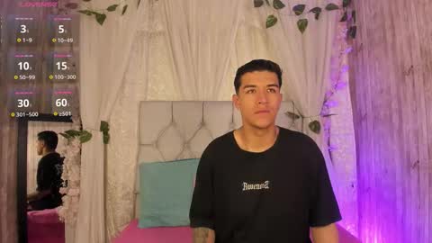 BradLovEmma  online show from 12, 10, 2025