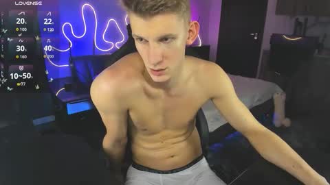 Snapshot of bradmaloney chatting on 1, 11, 2025 brad maloney online show from 1, 11, 2025