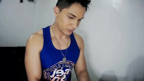 Snapshot of bradpitt_x chatting on 30, 12, 2024 Brad online show from 30, 12, 2024