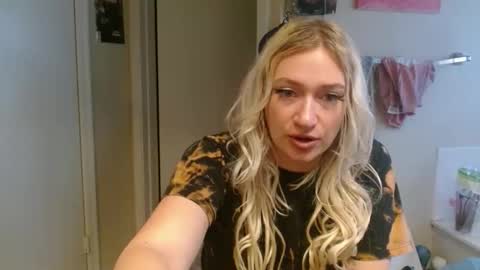 Snapshot of braindeadbetty chatting on 26, 4, 2026 i am a naughty jedi knight online show from 26, 4, 2026