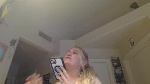 Snapshot of braindeadbetty chatting on 5, 5, 2026 i am a naughty jedi knight online show from 5, 5, 2026