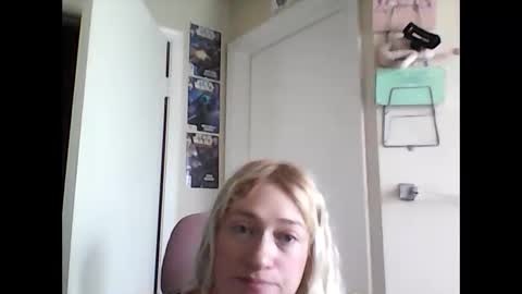 Snapshot of braindeadbetty chatting on 17, 5, 2026 i am a naughty jedi knight online show from 17, 5, 2026