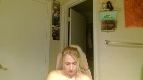 Snapshot of braindeadbetty chatting on 22, 5, 2026 i am a naughty jedi knight online show from 22, 5, 2026