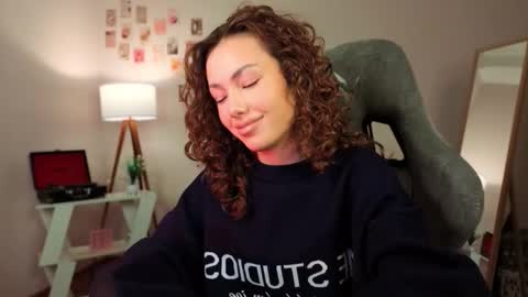 Lilly online show from 19, 12, 2025