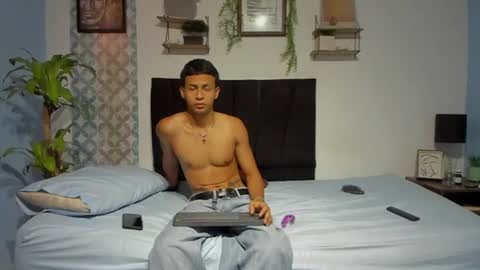 Snapshot of brandom_brook chatting on 5, 7, 2026 brandom_brook online show from 5, 7, 2026