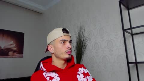 Snapshot of brandontatex chatting on 13, 1, 2025 BrandonTateX online show from 13, 1, 2025