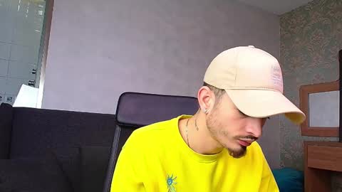 Snapshot of brandontatex chatting on 19, 2, 2025 BrandonTateX online show from 19, 2, 2025