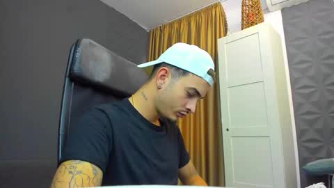 Snapshot of brandontatex chatting on 10, 9, 2025 BrandonTateX online show from 10, 9, 2025