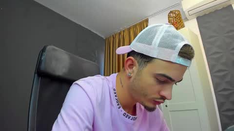 Snapshot of brandontatex chatting on 11, 9, 2025 BrandonTateX online show from 11, 9, 2025