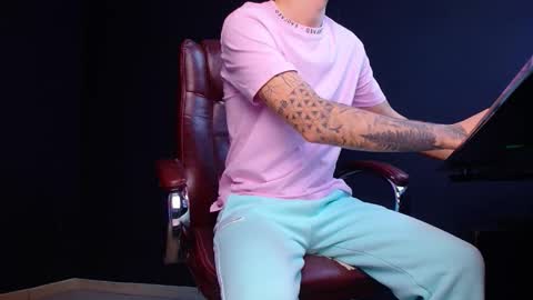 BrandonTateX online show from 30, 10, 2025