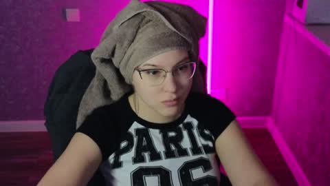 Belle  online show from 3, 2, 2025