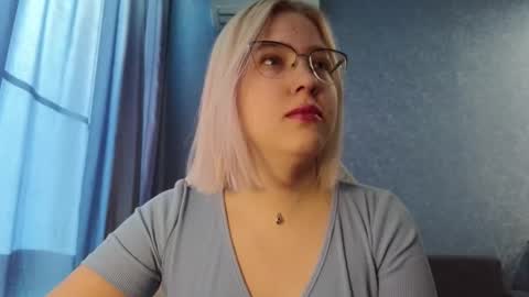 Belle  online show from 18, 10, 2025