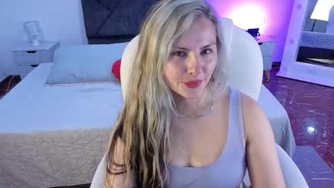 Snapshot of brandy_sweet_ chatting on 7, 1, 2026 BRANDY online show from 7, 1, 2026