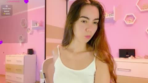 Snapshot of bratty_bun chatting on 9, 11, 2025 Annie online show from 9, 11, 2025