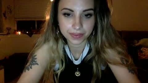 Snapshot of brattylittlemimi chatting on 19, 6, 2026 Mimi Noire online show from 19, 6, 2026