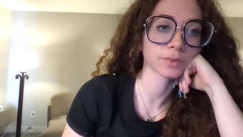 Snapshot of brattyprincess888 chatting on 18, 10, 2025 Bratty Fit Girl online show from 18, 10, 2025