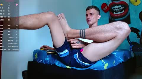 Snapshot of bray_hotboy chatting on 10, 12, 2024 Bray Hotboy online show from 10, 12, 2024