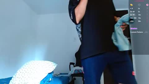 Snapshot of bray_hotboy chatting on 5, 10, 2025 Bray Hotboy online show from 5, 10, 2025