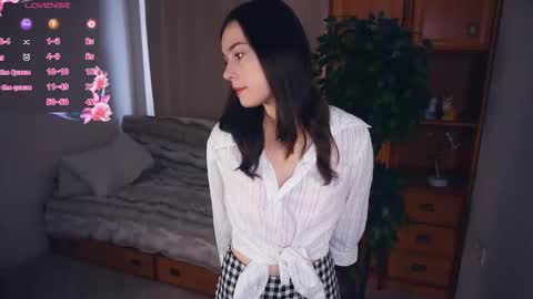 Mia Bunyard online show from 13, 10, 2025