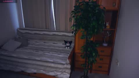 Mia Bunyard online show from 14, 10, 2025