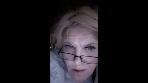 Snapshot of breeshiney chatting on 7, 1, 2026 breeshiney online show from 7, 1, 2026