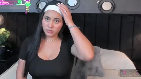   online show from 19, 5, 2026