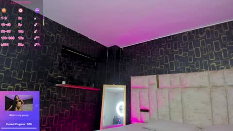 Snapshot of brenda_nova18 chatting on 4, 2, 2025 Brenda online show from 4, 2, 2025