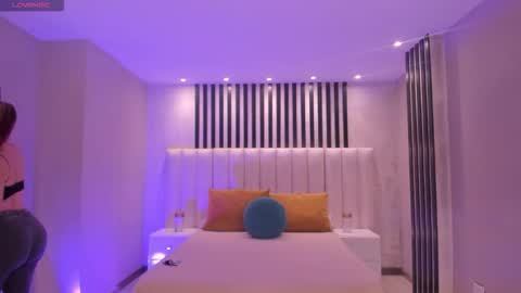 Bren  IG brendakoleman online show from 1, 10, 2025