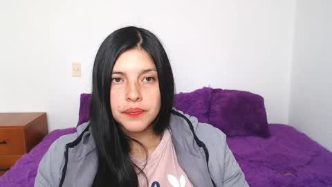 Snapshot of brendasantos_77 chatting on 22, 9, 2025 brendasantos_77 online show from 22, 9, 2025