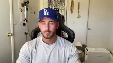 Brett Mycles online show from 1, 7, 2026