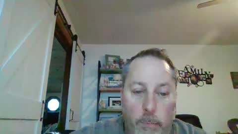 Snapshot of brettsky chatting on 10, 12, 2024 hey online show from 10, 12, 2024