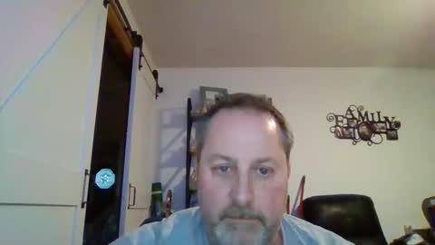 Snapshot of brettsky chatting on 4, 2, 2025 hey online show from 4, 2, 2025