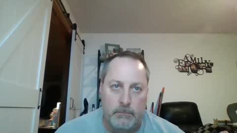 Snapshot of brettsky chatting on 8, 3, 2025 hey online show from 8, 3, 2025