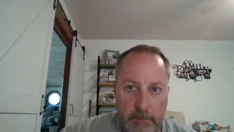 Snapshot of brettsky chatting on 22, 9, 2025 hey online show from 22, 9, 2025