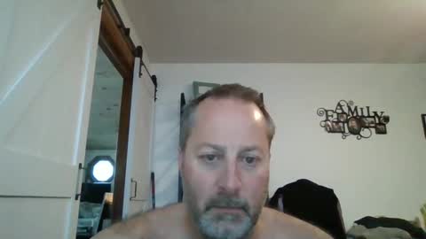 Snapshot of brettsky chatting on 12, 10, 2025 hey online show from 12, 10, 2025