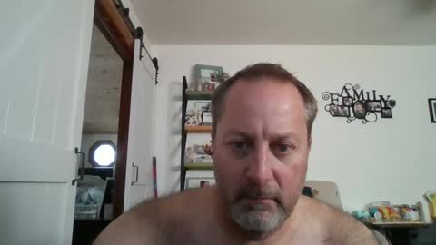 Snapshot of brettsky chatting on 18, 10, 2025 hey online show from 18, 10, 2025