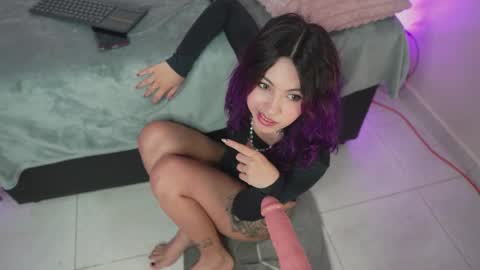 Snapshot of bri_cullen chatting on 8, 11, 2025 Bri cullen online show from 8, 11, 2025