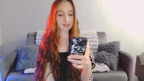 bri_fox online show from 8, 5, 2026