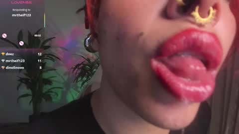 Snapshot of bri_von_dhara_ chatting on 16, 10, 2025 Bri  online show from 16, 10, 2025