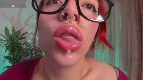 Snapshot of bri_von_dhara_ chatting on 24, 10, 2025 Bri  online show from 24, 10, 2025