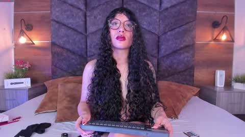 B R I A  online show from 8, 1, 2025
