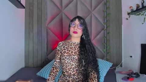 B R I A  online show from 1, 2, 2026