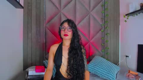 B R I A  online show from 8, 5, 2026