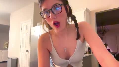 Snapshot of briadominick chatting on 26, 2, 2025 Brianna3 online show from 26, 2, 2025