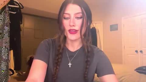 Brianna3 online show from 17, 12, 2025