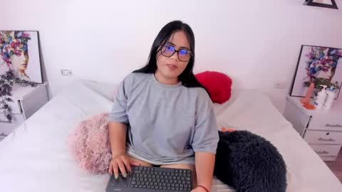 Snapshot of briana_goldd chatting on 22, 4, 2026 Brianna online show from 22, 4, 2026