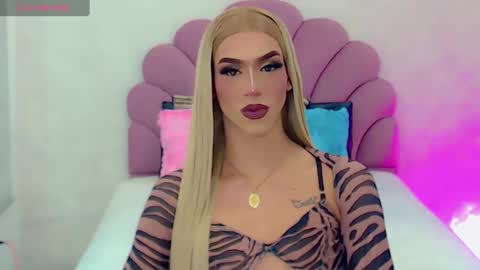 BRIANA online show from 18, 2, 2025